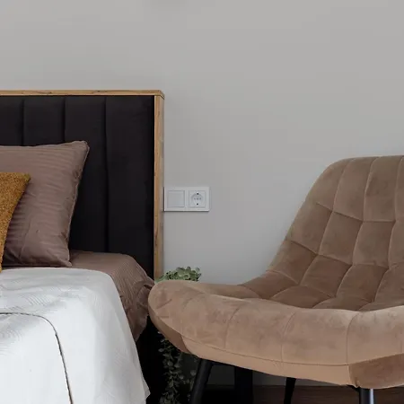 Amber Free Parking - Self Check In Apartment