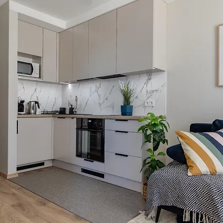 Amber Free Parking - Self Check In *