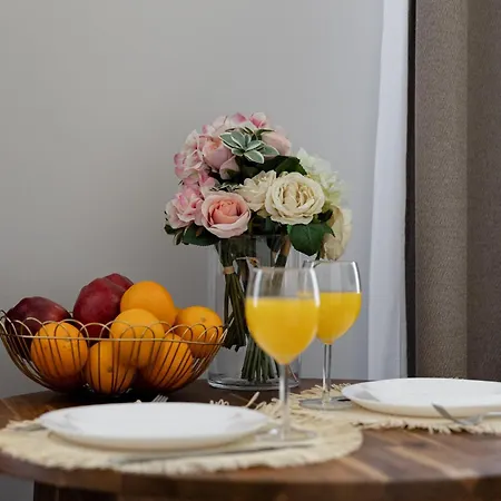 Amber Free Parking - Self Check In *