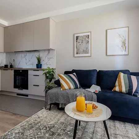 Amber Free Parking - Self Check In Appartamento