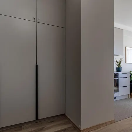 Amber Free Parking - Self Check In